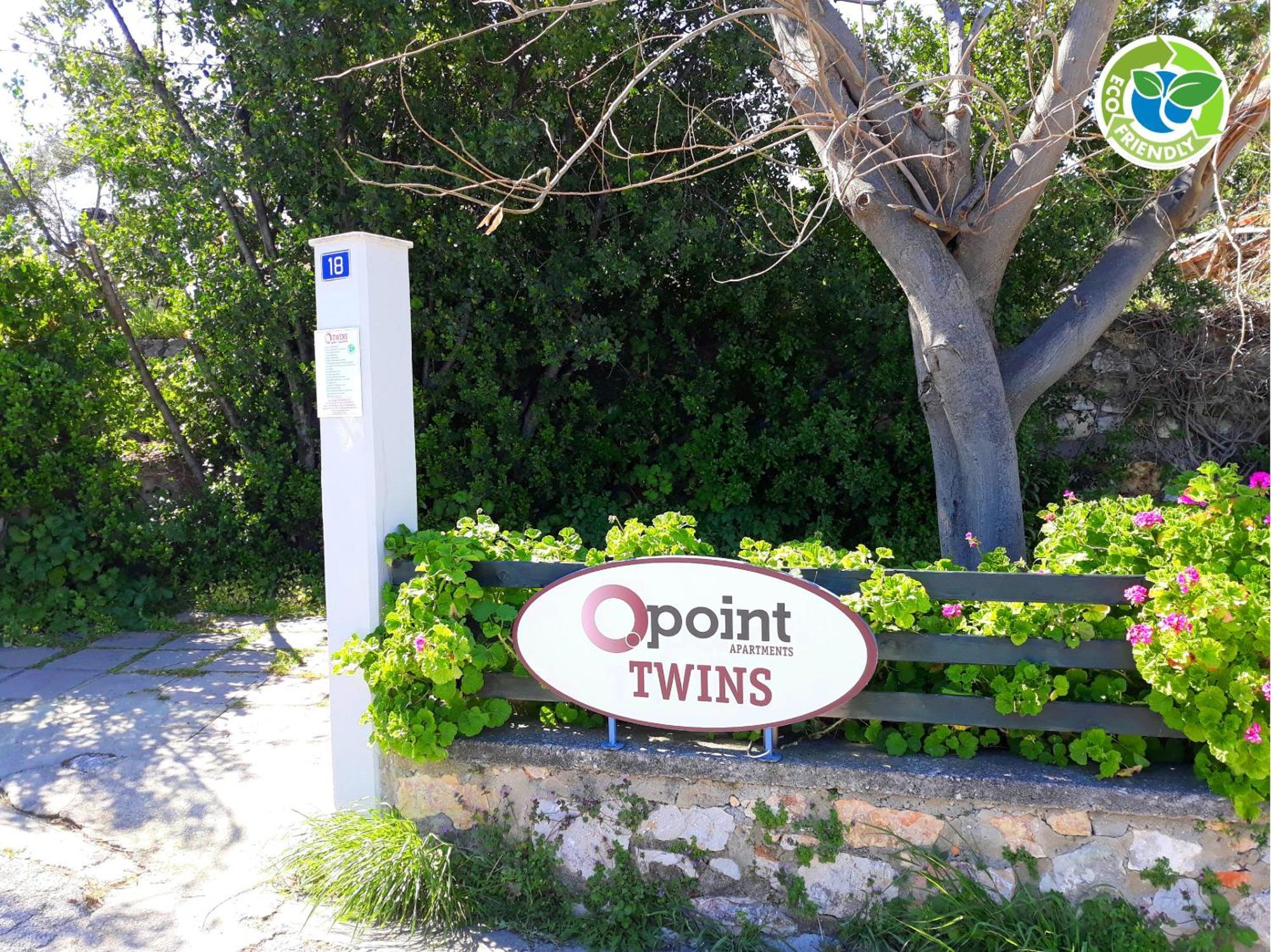 Point Twins Apartments Vrondádosz Kültér fotó