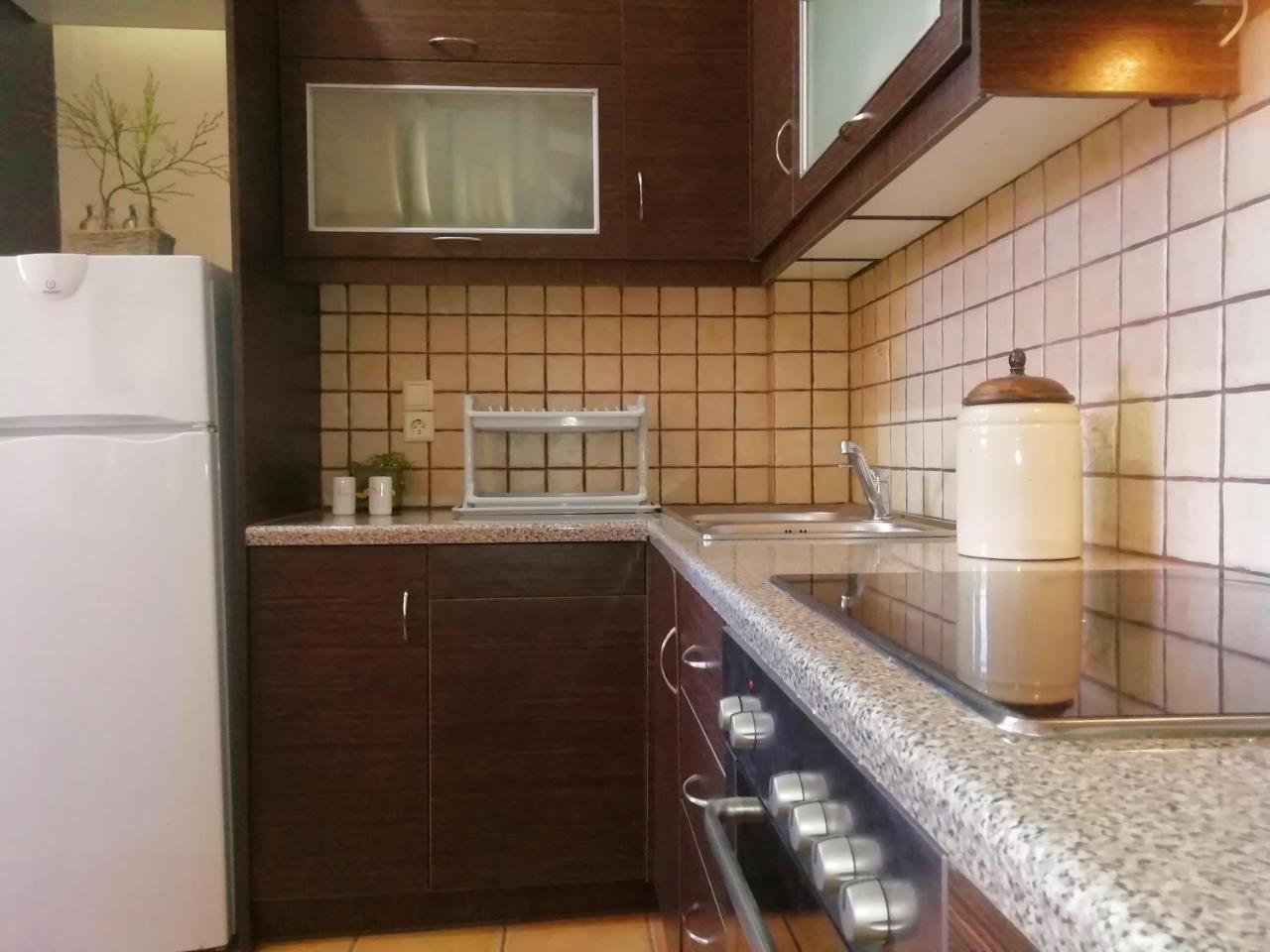 Point Twins Apartments Vrondádosz Kültér fotó
